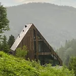 W Szczyrku Sauna & Balia 펜션