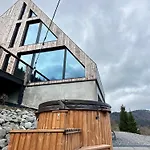 W Szczyrku Sauna & Balia 펜션
