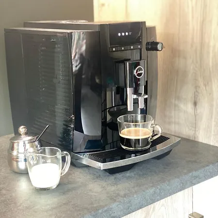 別荘 W Szczyrku Sauna & Balia シュチルク