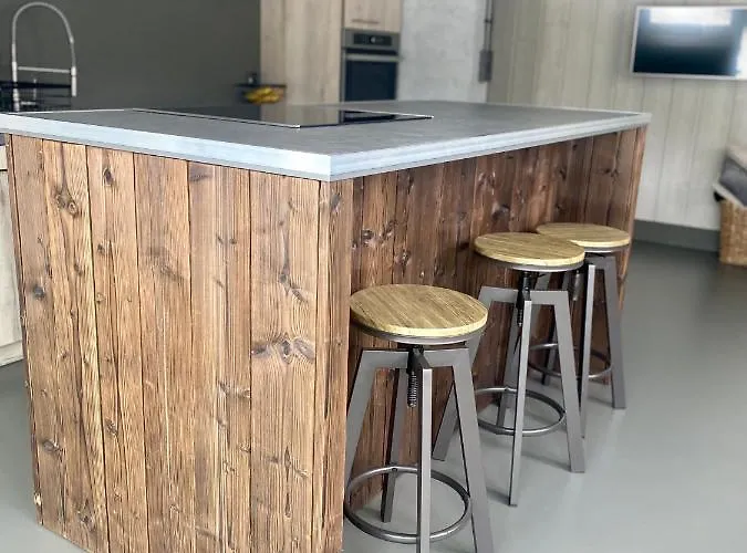 W Szczyrku Sauna & Balia بيت للعطل شتوروك