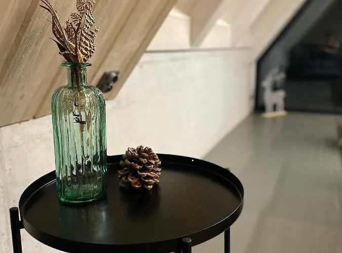 W Szczyrku Sauna & Balia بيت للعطل